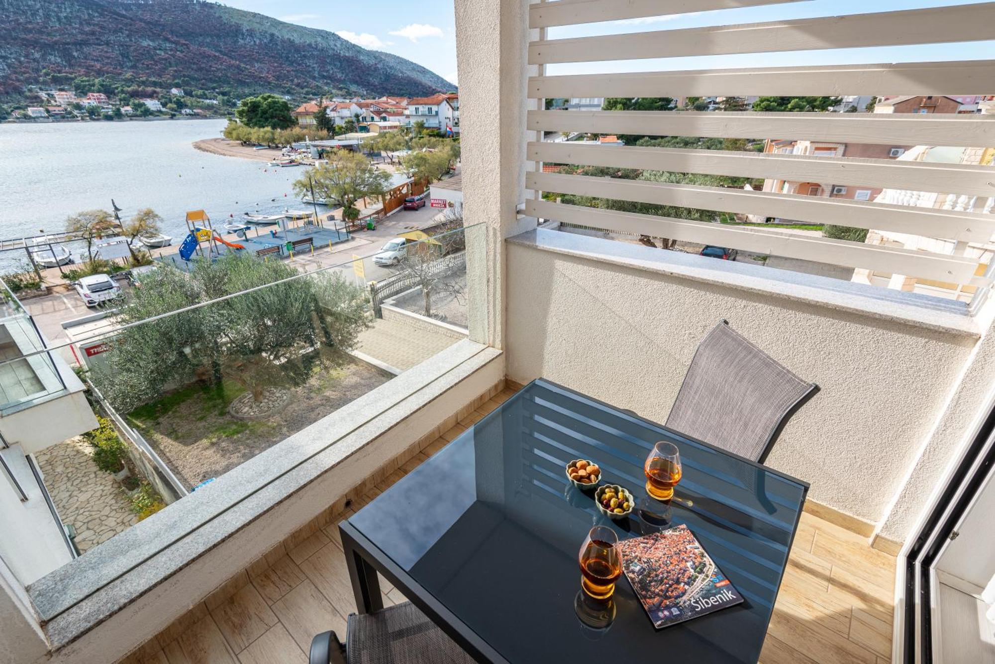 Apartments Holidays Roko Гребастика Номер фото